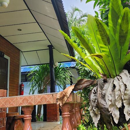 Lovely Lanta Resort Ko Lanta Esterno foto